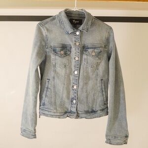 THYME Light  blue washed denim jean jacket